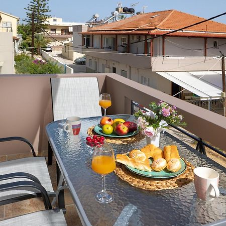 كاتو ذاراتسو Katerina Apartments المظهر الخارجي الصورة