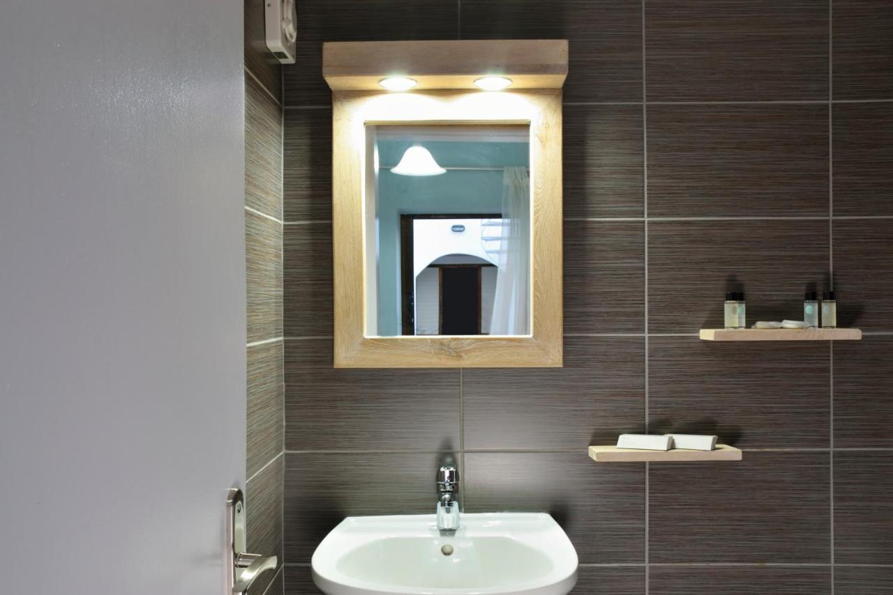 كاتو ذاراتسو Katerina Apartments المظهر الخارجي الصورة