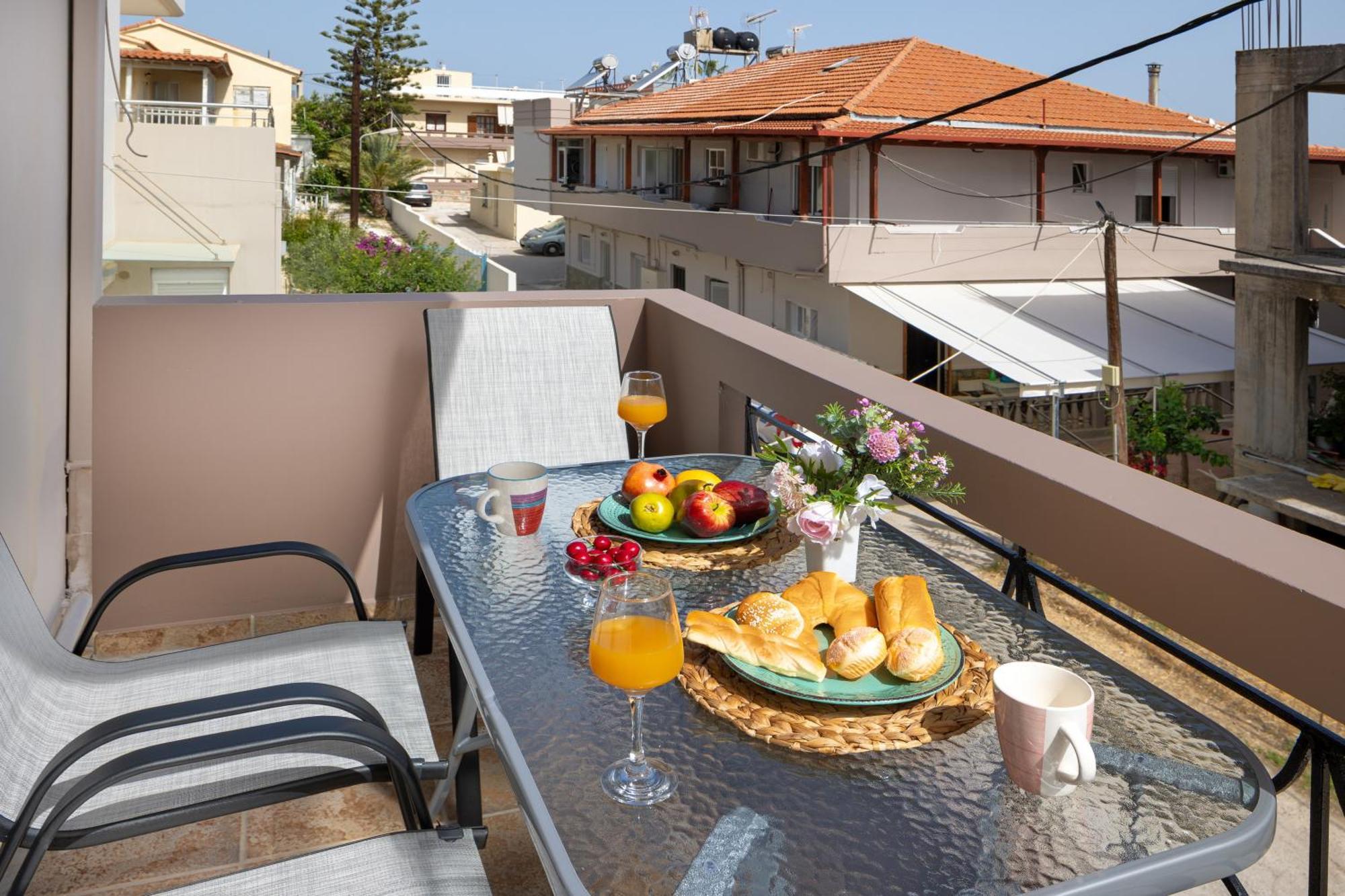 كاتو ذاراتسو Katerina Apartments المظهر الخارجي الصورة